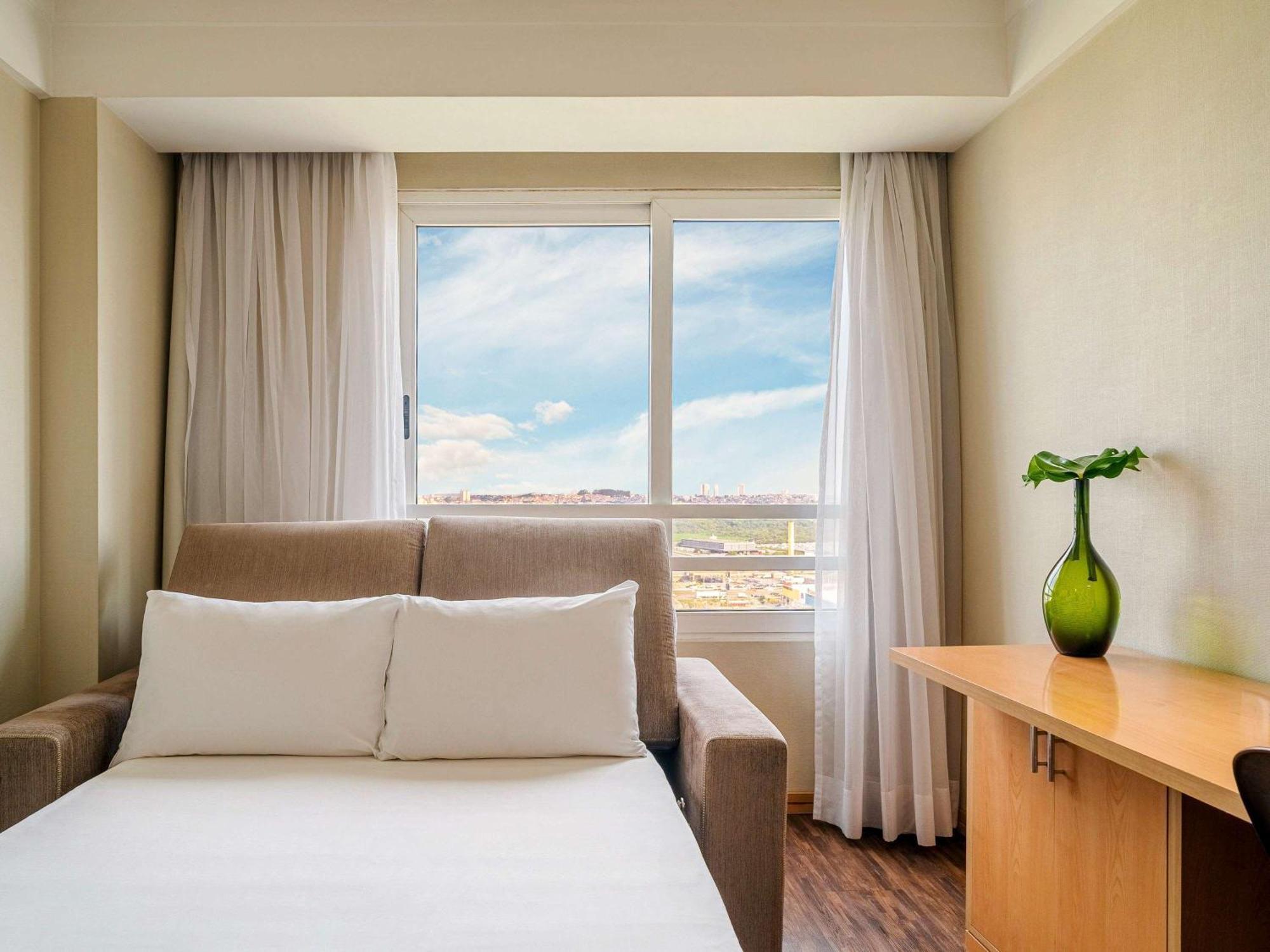 Mercure Guarulhos Aeroporto Exterior photo